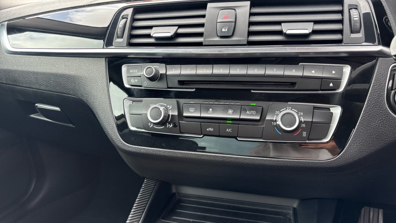BMW 2 Series 218i Sport 2dr [Nav] Petrol Coupe